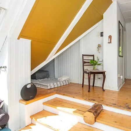 Дом отдыха 20 Person In *