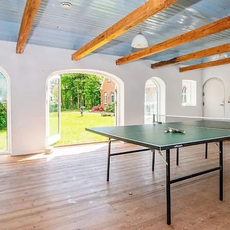 20 Person In Ulfborg