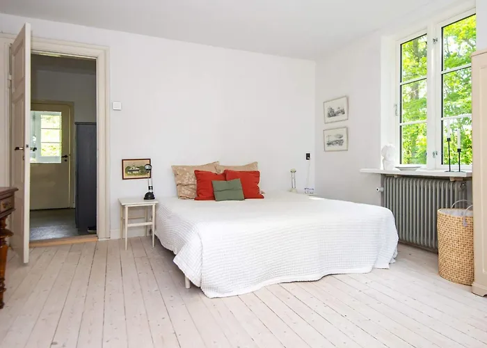 20 Person In * Ulfborg